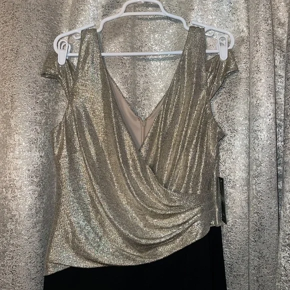 NWT Lauren Ralph Lauren DRESS, Metallic Gold Top & Black Split Skirt, Sz 16 - Picture 2 of 11